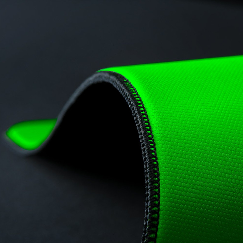 Razer Gigantus V2 Pro spēļu peles paliktnis, Liels, Maksimāla kontrole | Melns