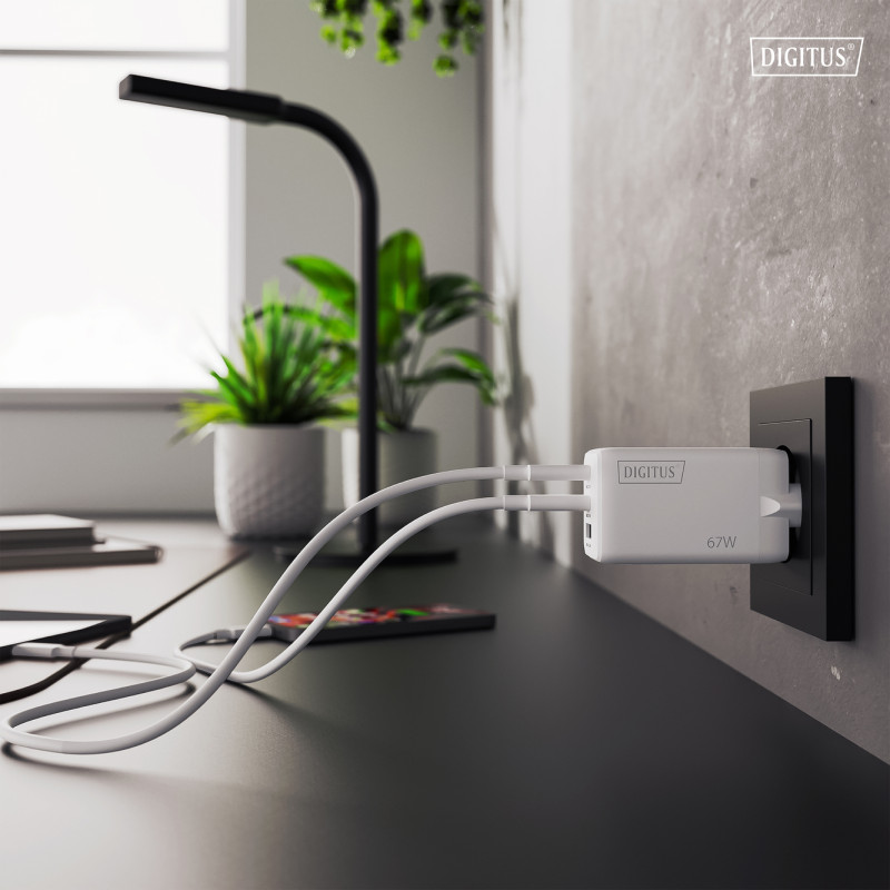 Digitus akumulatoru lādētājs, 67W | DA-10303