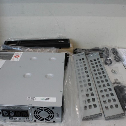 SALE OUT. APC Smart-UPS, Line Interactive, 1500VA, Rackmount 2U, 230V, 4x IEC C13 outlets, Network Card, AVR, LCD, Black | SALE OUT. Schneider Electric APC Smart-UPS, Rackmount 2U, 230V, 4x IEC C13 sockets, Network card, AVR, LCD | SMT1500RMI2UNC | 1500 VA | 1000 W | DAMAGED PACKAGING, UNPACKED, SCRATCHED ON TOP AND METAL PARTS | 230 V