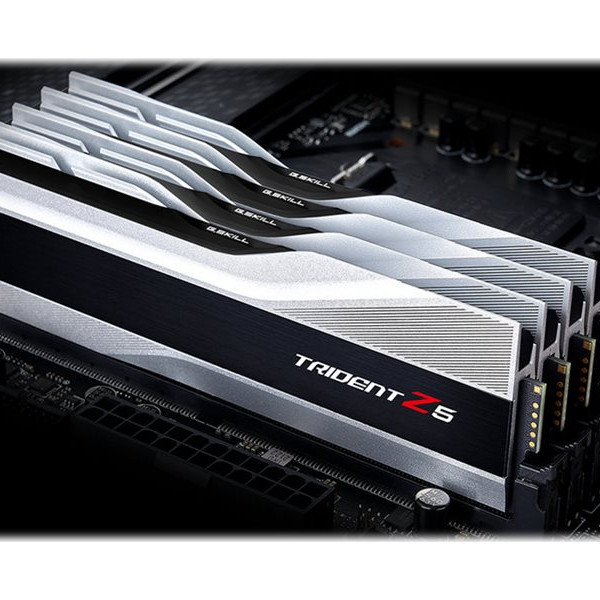 G.Skill | Trident Z5 | 32 Kit (16GBx2) GB | DDR5 | 6400 MHz | PC/server | Reģistrēts Nē | ECC Nē