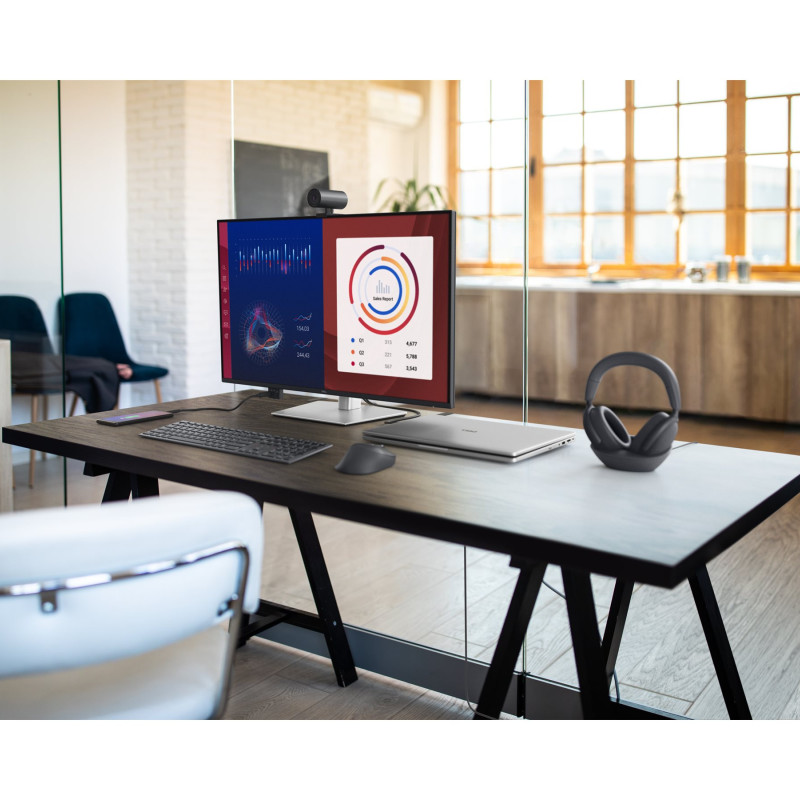 Dell | P3225QE | 32 " | IPS | 4K UHD | 16:9 | 100 Hz | 5 ms | 3840 x 2160 pixels | 350 cd/m² | HDMI ports quantity 1