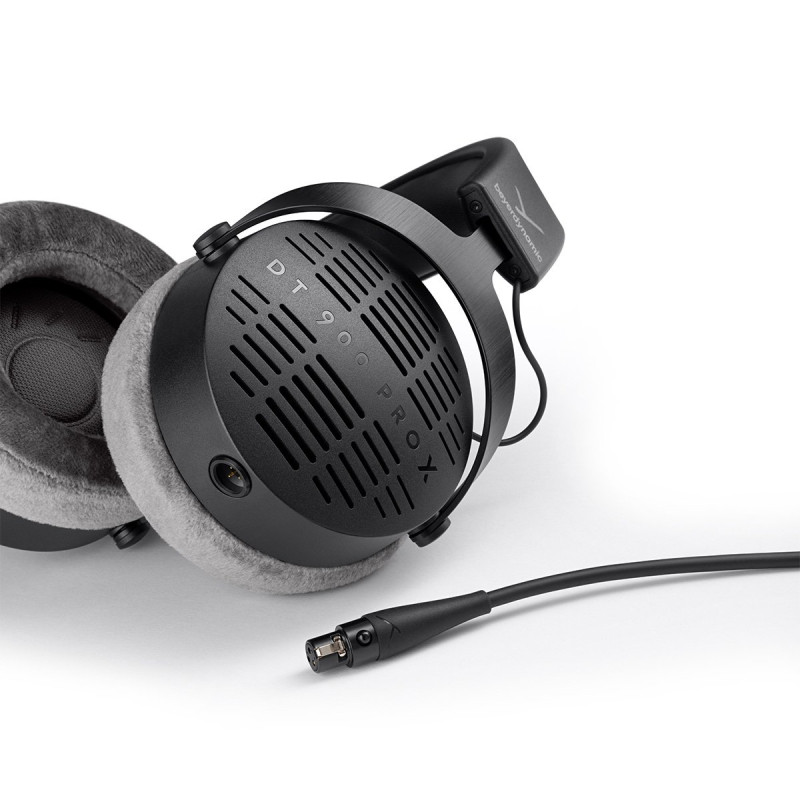 Beyerdynamic | Studio Headphones | DT 900 PRO X | Over-Ear | Black | Noise reduction
