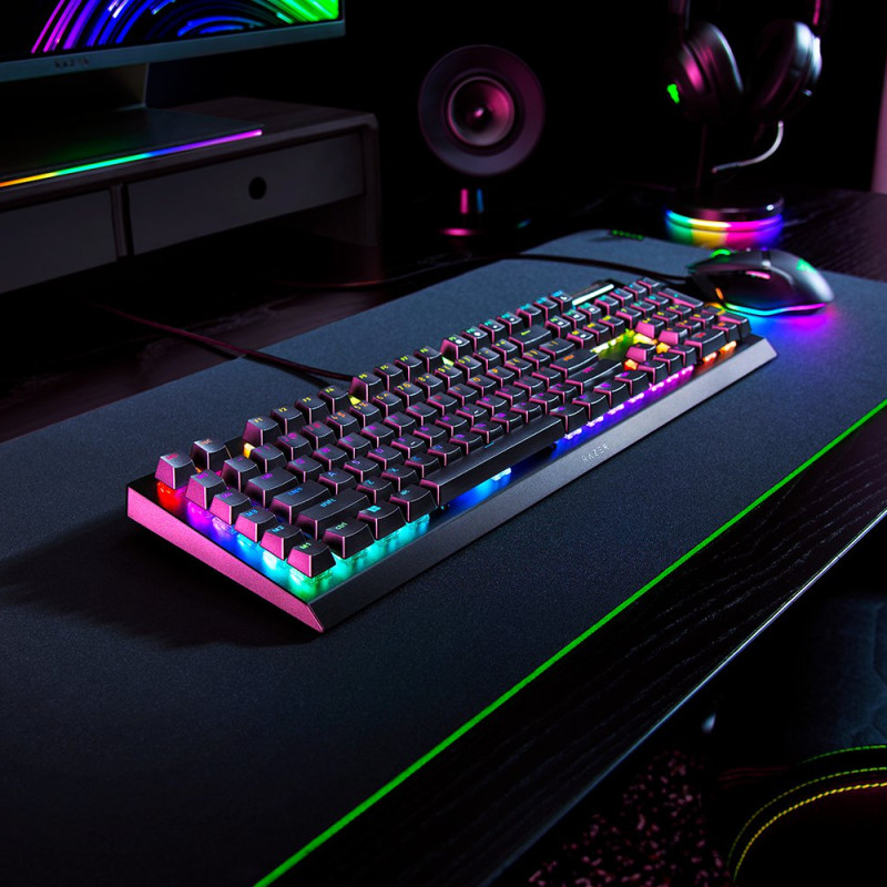 Razer | Mehāniskā spēļu klaviatūra | BlackWidow V4 X | Mehāniskā spēļu klaviatūra | Ar vadu | US | Dzelteni mehāniskie slēdži (lineāri) | Melna