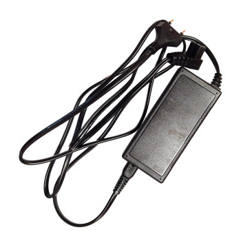 Camry | Adapteris | CR 8076.1 | AC/DC