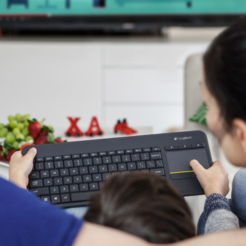 Logitech | K400 Plus | Keyboard with Trackpad | Wireless | US | Black | • Keyboard• Unifying receiver • 2 AA batteries (pre-installed)• User documentation