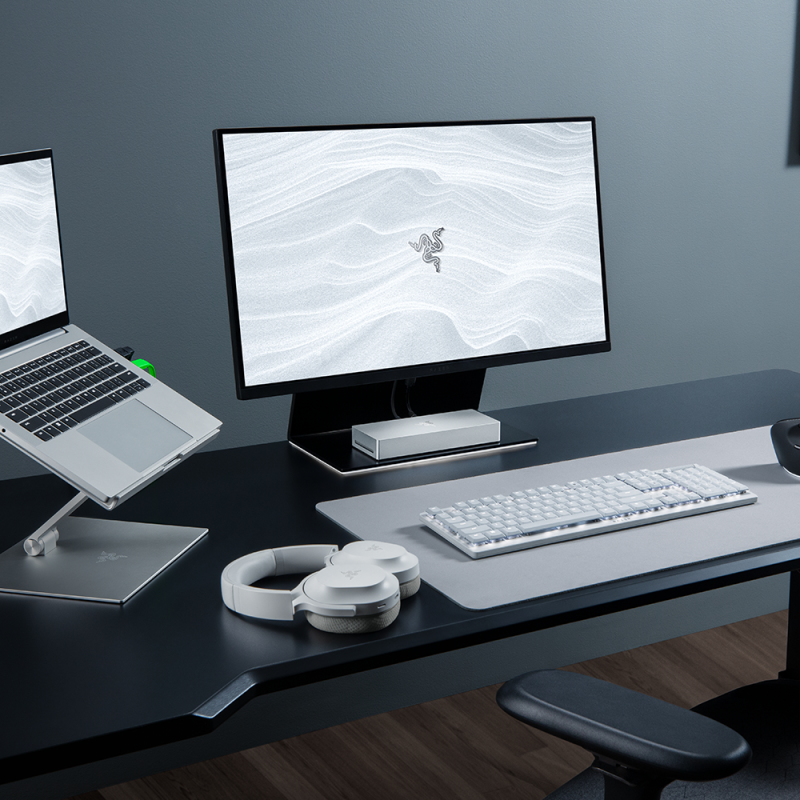 Razer Desktop RGB Dock for Multiple Devices and Displays | Thunderbolt 5 Dock