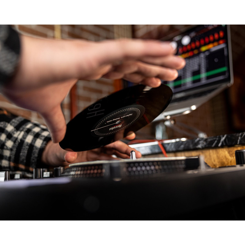 Hercules | DJControl Impulse T7 | USB savienojamība