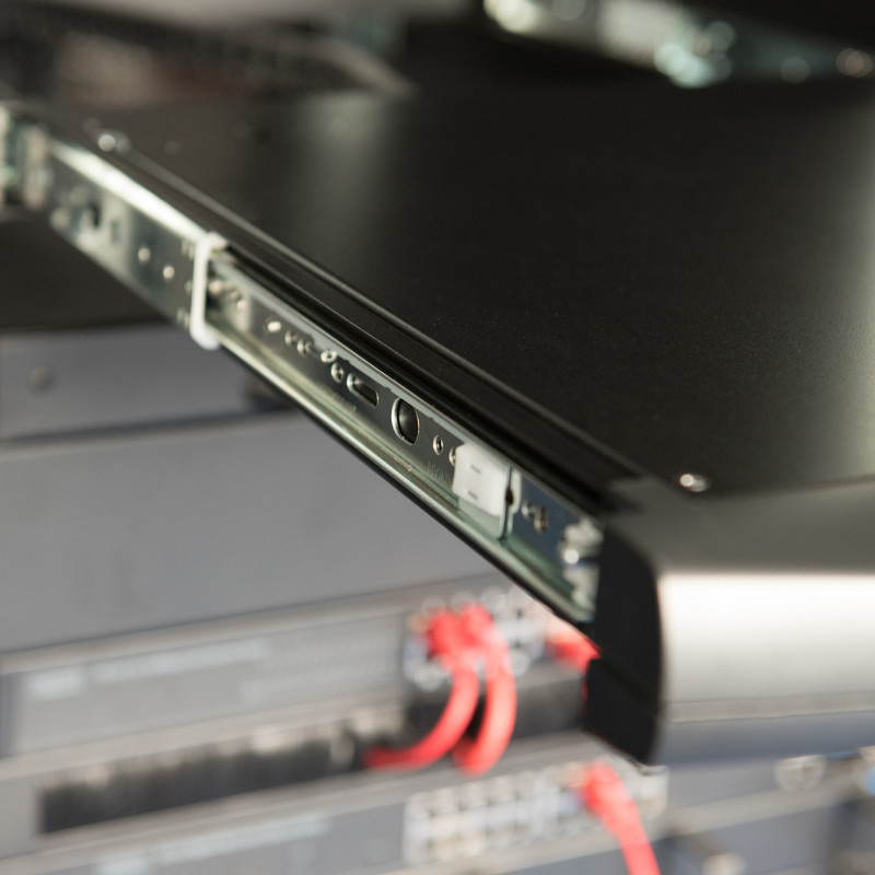Digitus | Modular HD LCD KVM console with 19" TFT, 8-port Cat. 5 KVM connection, touchpad, US keyboard layout | DS-72221-4US | 1920 x 1080