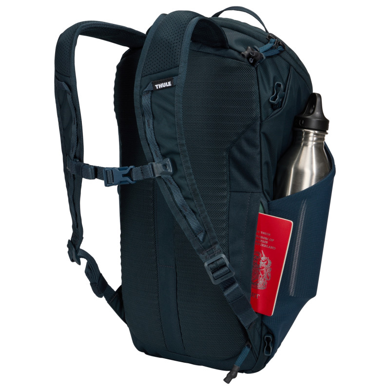 Thule | Landmark, 60 L | Travel pack | Darkest Blue