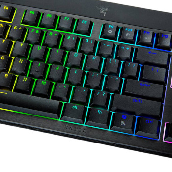 Razer | BlackWidow V4 Low-Profile Tenkeyless HyperSpeed | Klaviatūra | Bezvadu | US | Bluetooth | Green Switches | Melna