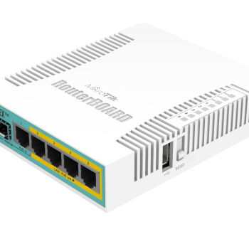 MikroTik vadu Ethernet maršrutētājs RB960PGS, hEX PoE, CPU 800MHz, 128MB RAM, 16MB flash, 1xSFP, 5x Gigabit LAN, 1xUSB, barošana uz portiem 2–5, izvade: maks. 1A/ports; 2A kopā, RouterOS L4 | MikroTik | hEX PoE Router | RB960PGS | Nav Wi‑Fi | 10/100/1000 Mbit/s | Ethernet LAN (RJ-45) porti 5 | Mesh atbalsts Nav | MU‑MIMO Nav | Nav mobilo datu | 1xUSB | 12 mēn.