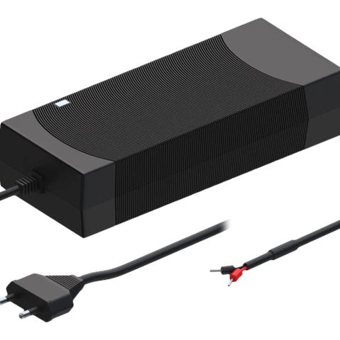 Teltonika - PR318EUA - EU barošanas avots, 130W (AC/DC barošanas avots EU spraudnis 48V 1.3A 1500+2000mm ar 2.5mm^2 vada galu) | Teltonika EU 2-PIN BAROŠANAS AVOTS 130W for TSW200 | EU 2-PIN BAROŠANAS AVOTS 130W