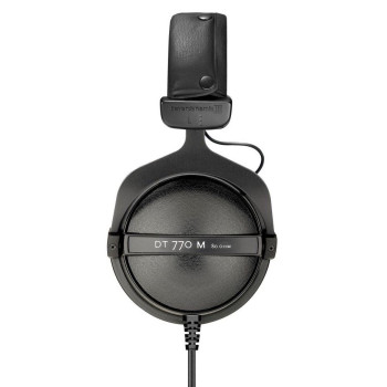 Beyerdynamic | Monitoringa austiņas priekš bungotājiem un FOH inženieriem | DT 770 M | Vadu | Uz auss | Melna | Trokšņu slāpēšana