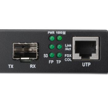 Digitus | Gigabit Ethernet mediju konvertors, SFP atvērta SFP ligzda, bez SFP moduļa | DN-82130 | SFP | 10/100/1000 Mbps ports